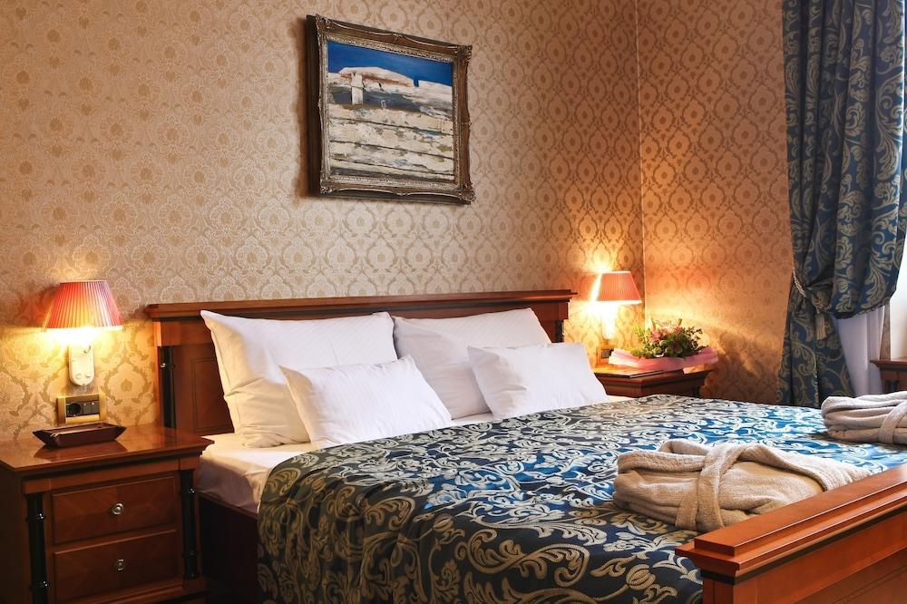 Boutique Kazbek Hotel 5*