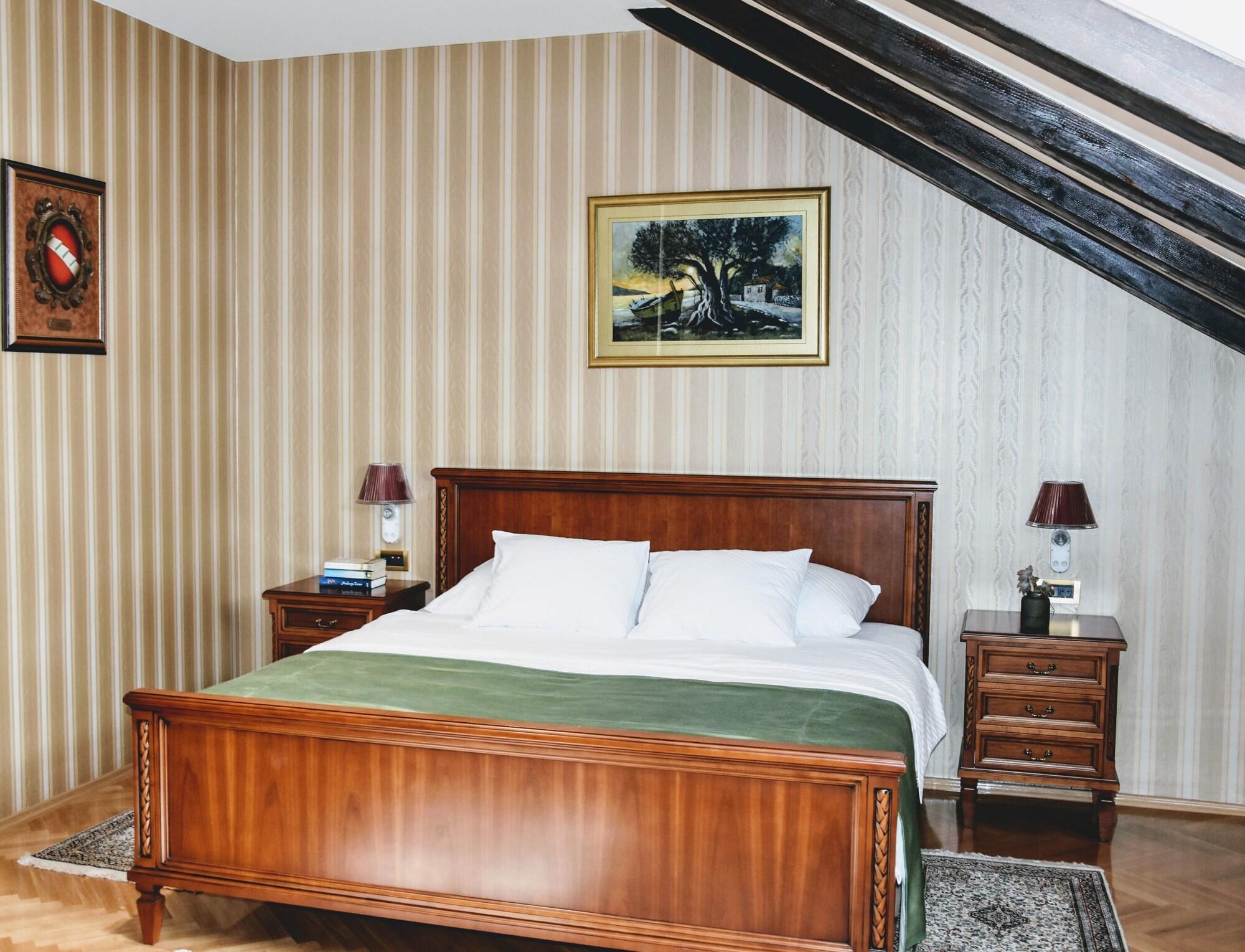 Boutique Kazbek Hotel