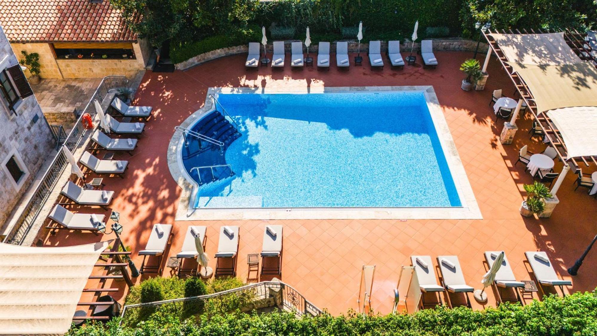 Boutique Kazbek Szálloda 5*